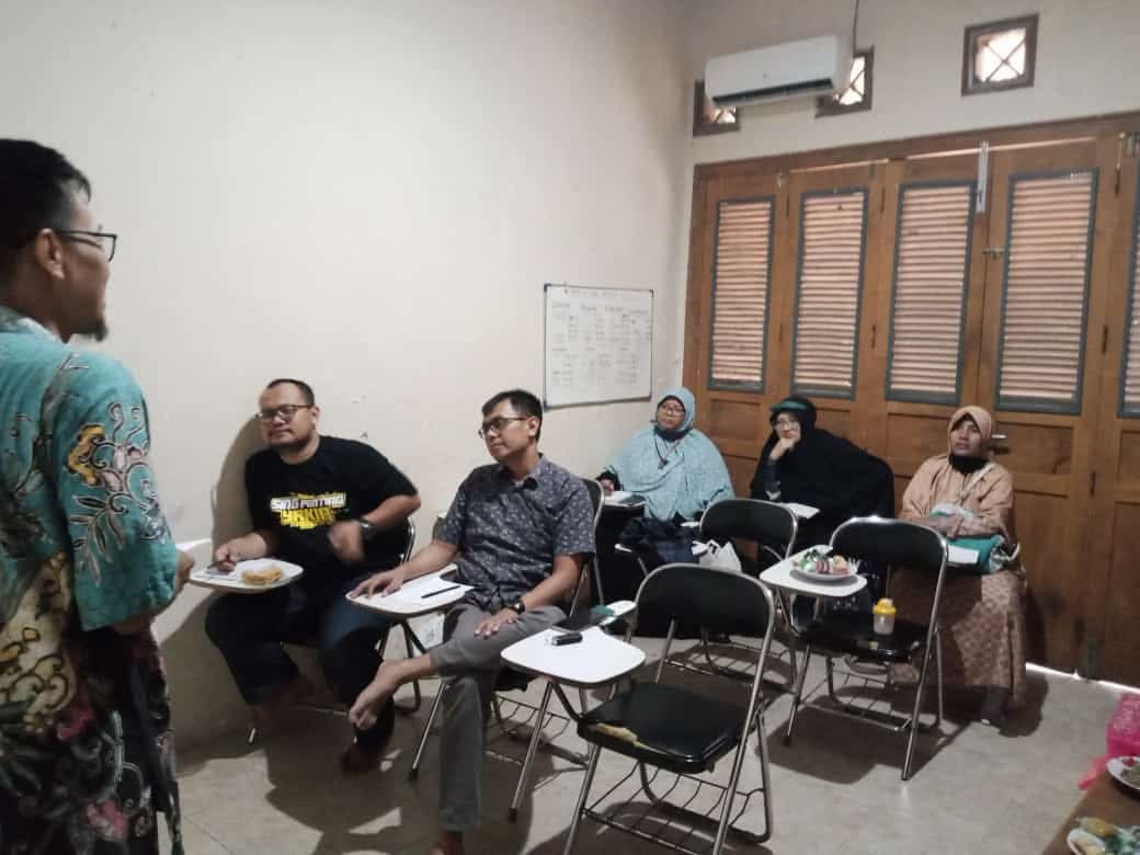 Pelatihan rutin pendidikan berbasis Titik Ba bagi orangtua pegiat homeschooling Tegal - Pemalang di kampus PI.E.